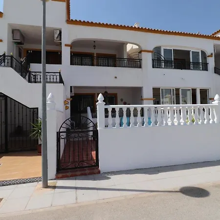 Vistabella Golf Flat With Access To Pool And Parking